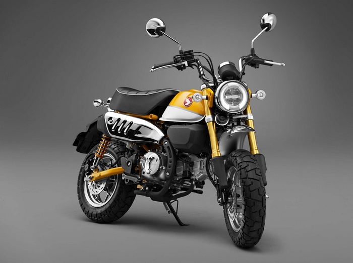 4K Honda Monkey 125 motorcycle