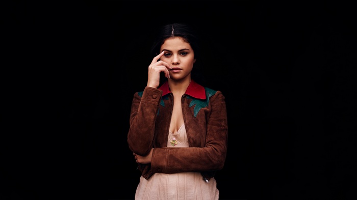 Selena Gomez in InStyle UK 4K