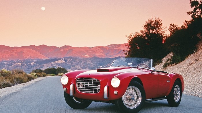 1953 Siata 2085 Spyder on a mountain road