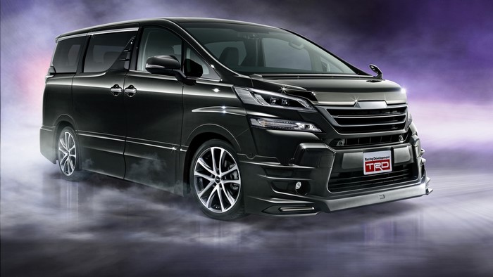 Black Toyota Vellfire TRD