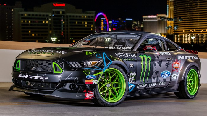 4K Ford Mustang with Monster Energy livery