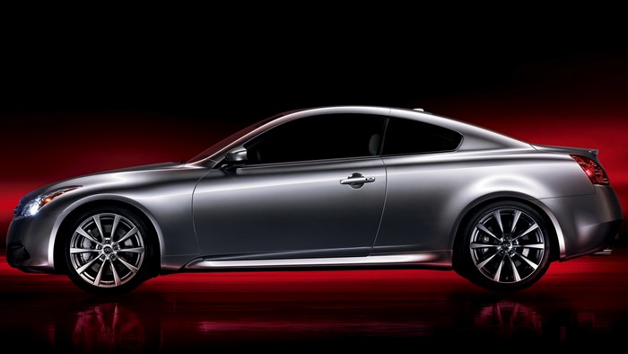4K Infiniti G37 Coupe