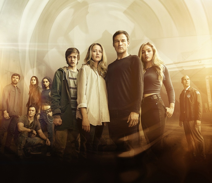 The Gifted cast: Stephen Moyer, Amy Acker, Percy Hynes White, Natalie Alyn Lind