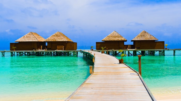 4K Bungalows on the water