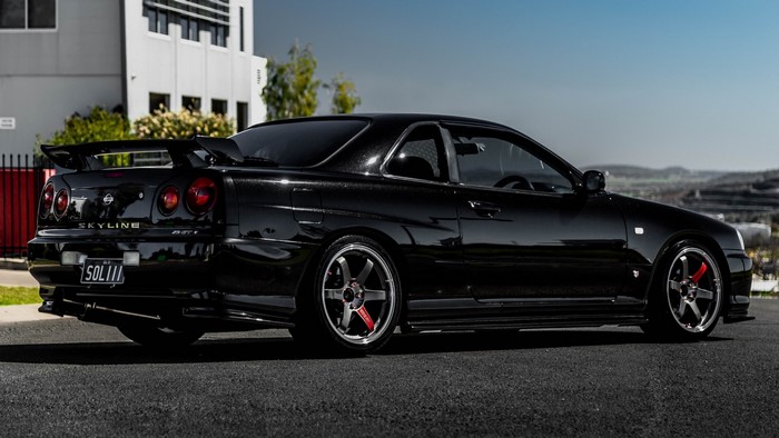 Black Nissan Skyline GT-R R34