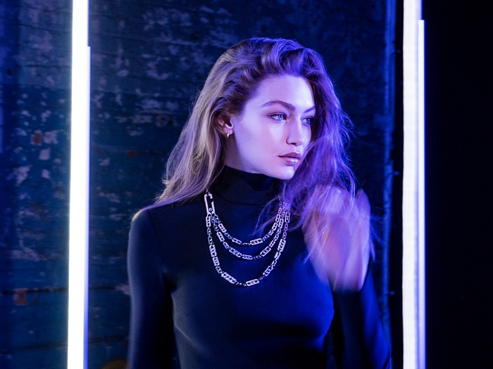 Gigi Hadid in Photoshoot 4K