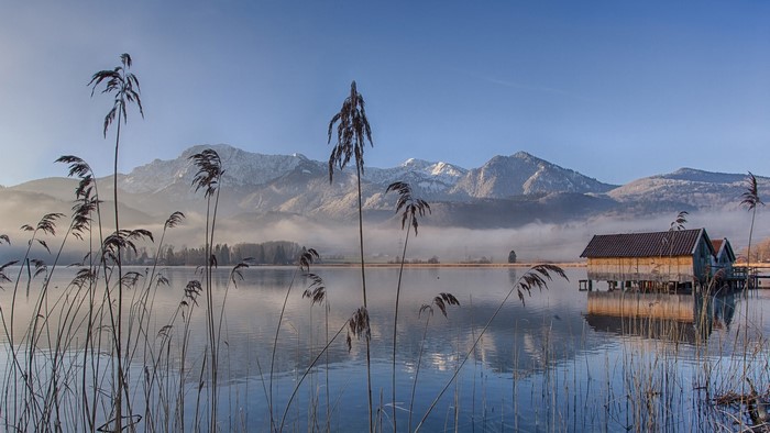 Lake Eichsee Bavaria Germany Morning Fog