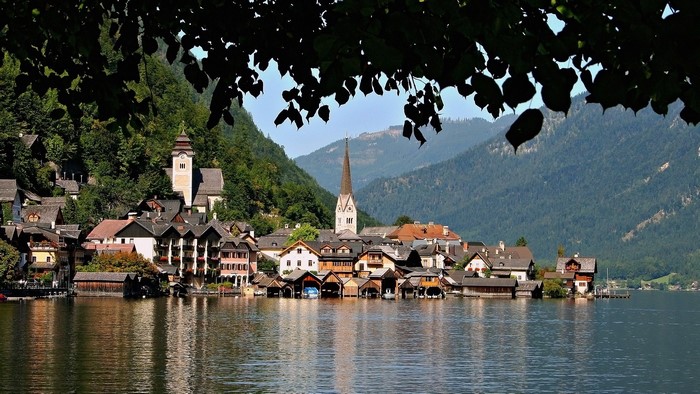 Hallstatt village on Hallstatter See, Austria