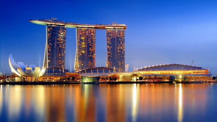 Marina Bay Sands Resort Hotel Singapore at night