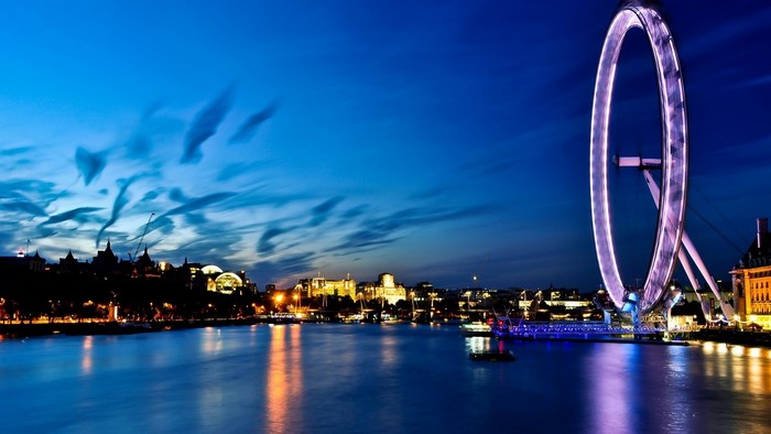 London Eye and cityscape at dusk