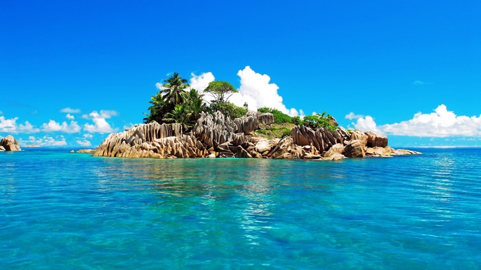 Island in the ocean