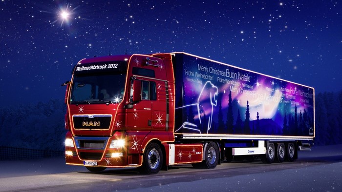 MAN Christmas Truck 2012 with Starry Night
