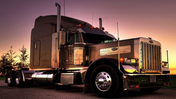 Peterbilt 379 semi-truck at sunset