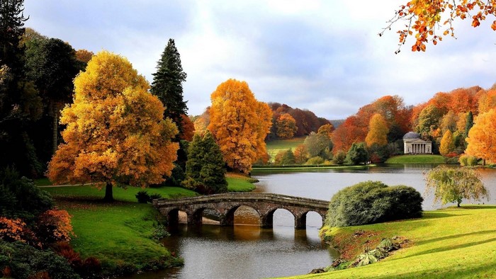 Autumn landscape with bridge and temple in Warminster, England
