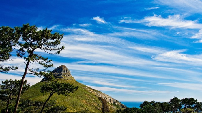 Lion's Head Mountain under a blue sky