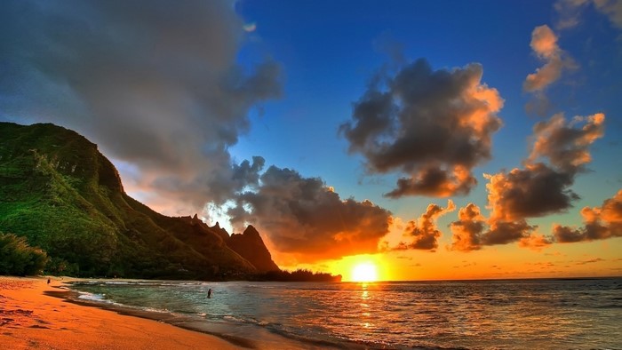 Hawaii Sunset Over Ocean and Mountains