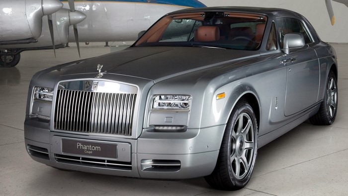 Rolls Royce Phantom Coupe in a hangar
