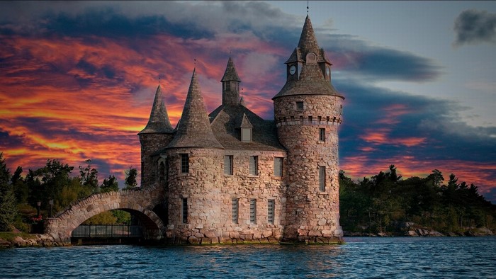 Boldt Castle on the St. Lawrence River at Sunset
