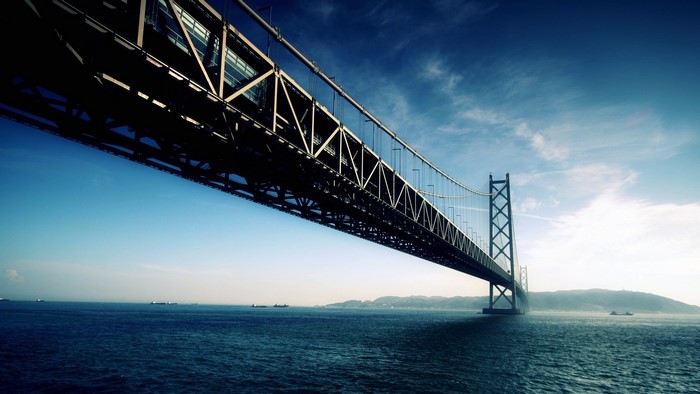Akashi Kaikyo Bridge, Japan