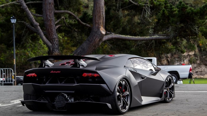 Lamborghini Sesto Elemento rear view