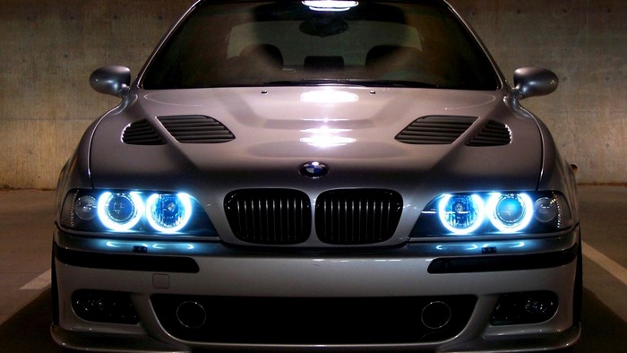 BMW M5 E39 with Angel Eye Headlights