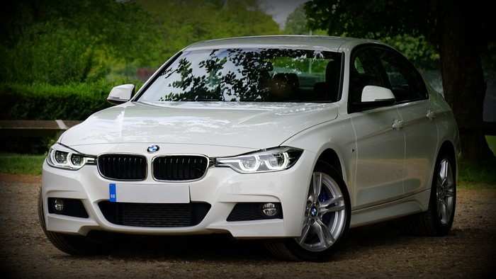 4K BMW Sedan