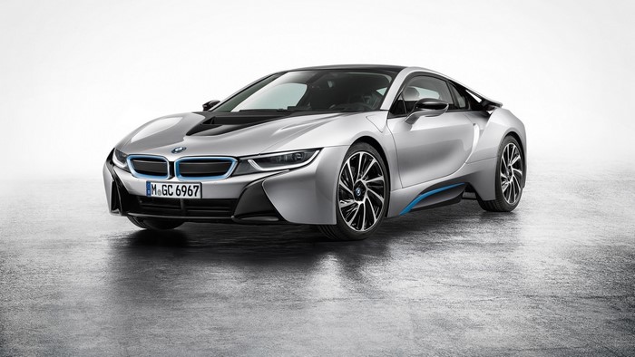 Silver BMW i8 2015