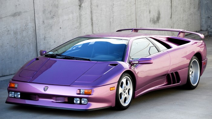 Purple Lamborghini Diablo SE30