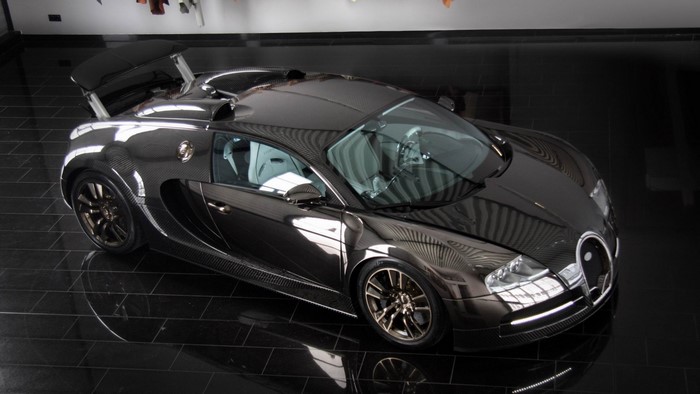 Bugatti Veyron Carbon Fiber Sports Car