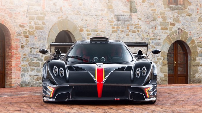 2013 Pagani Zonda Revolucion race car