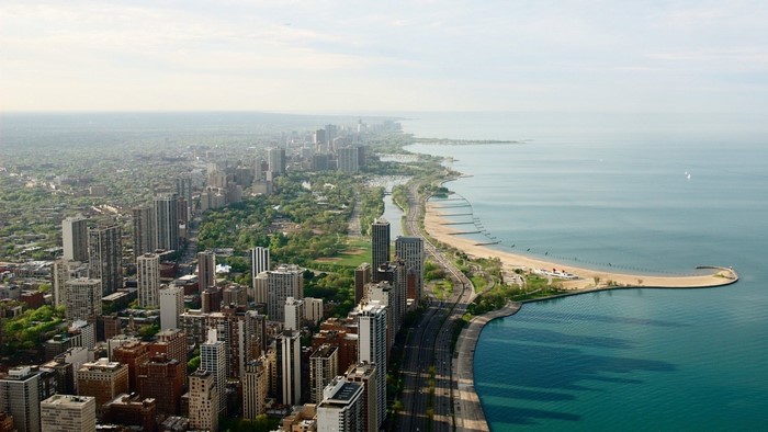 Chicago skyline and Lake Michigan waterfront