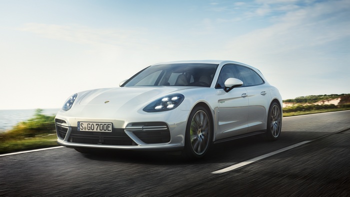 Porsche Panamera Turbo S E-Hybrid Sport Turismo 4K