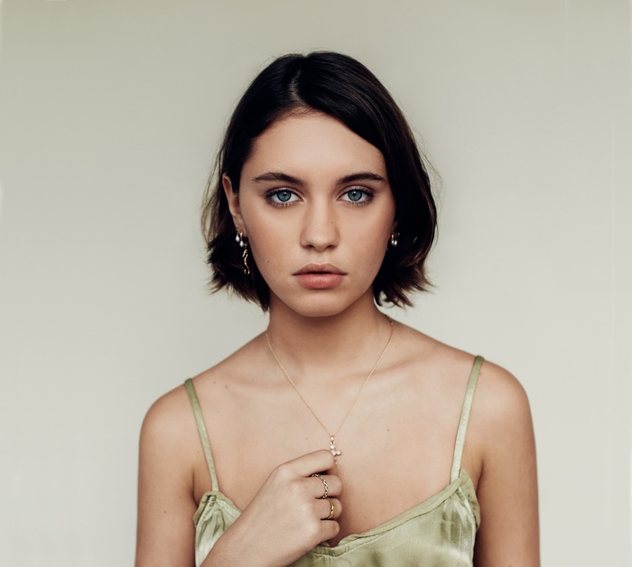Iris Law for W Magazine 4K