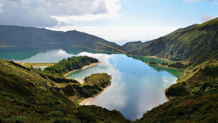 Lagoa do Fogo, Sao Miguel Island, Azores