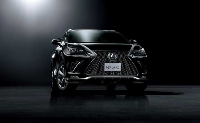 Lexus NX 300 F Sport 4K