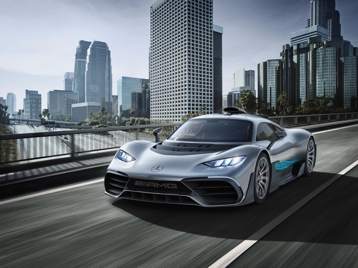 Mercedes-AMG Project One driving in city
