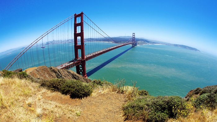 Golden Gate Bridge over the ocean