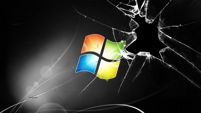 Windows logo on cracked screen