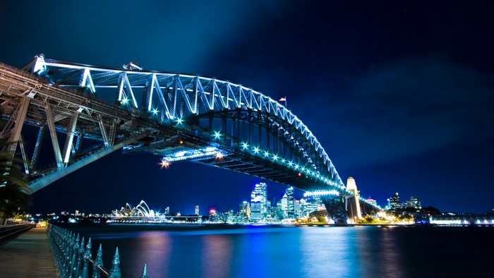Sydney Harbour Bridge at night
