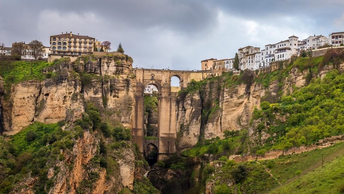 Puente Nuevo bridge over El Tajo gorge in Ronda, Spain