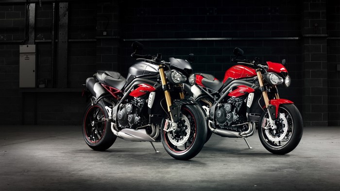 2016 Triumph Speed Triple R motorcycles