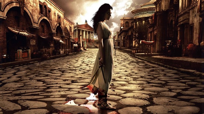 Woman with knife in Ancient Rome