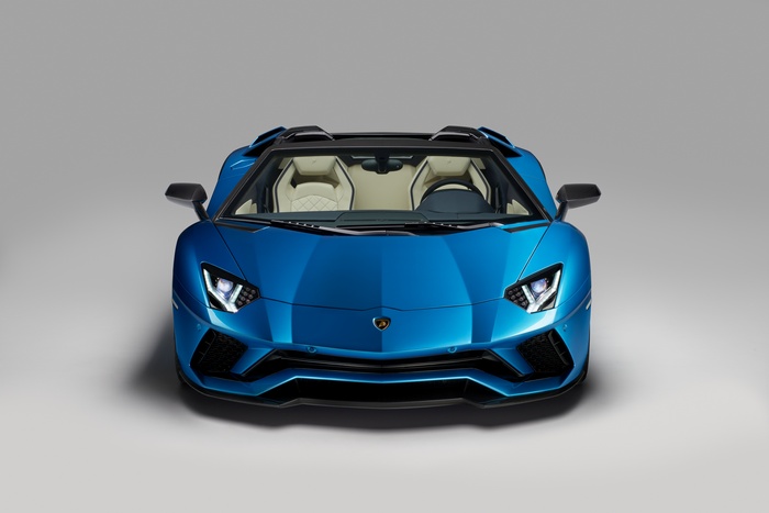 Lamborghini Aventador S Roadster 4K
