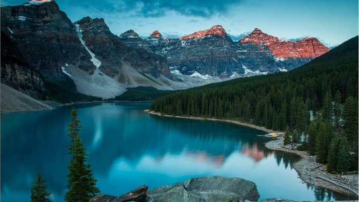 Moraine Lake in Banff National Park, Canada