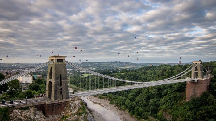 Hot air balloons over Clifton Suspension Bridge and River Avon