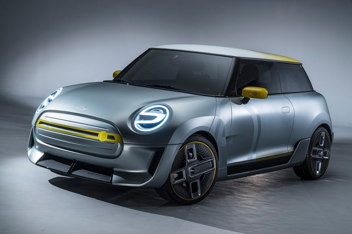 MINI Electric Concept car at Frankfurt Motor Show 2017