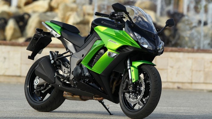 Green Kawasaki Z 1000 SX Motorcycle