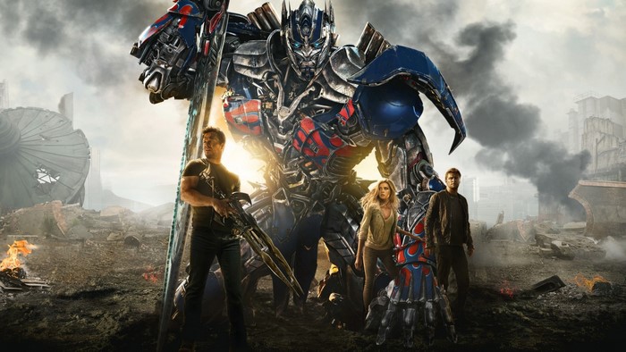 Optimus Prime and humans from Transformers 4 Age of Extinction