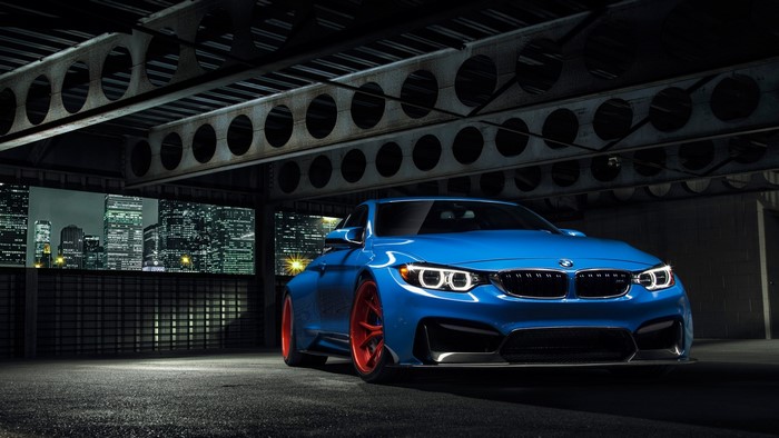 Blue BMW M4 GTRS4 Yas Marina Blue