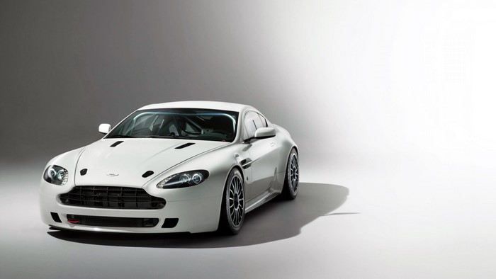 White Aston Martin Vantage GT4 race car